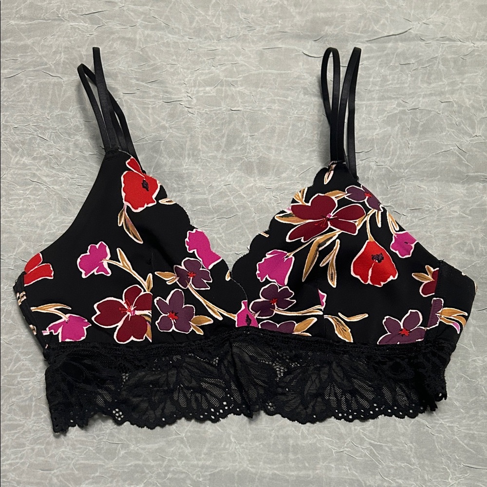 •AUDEN• Bralette!